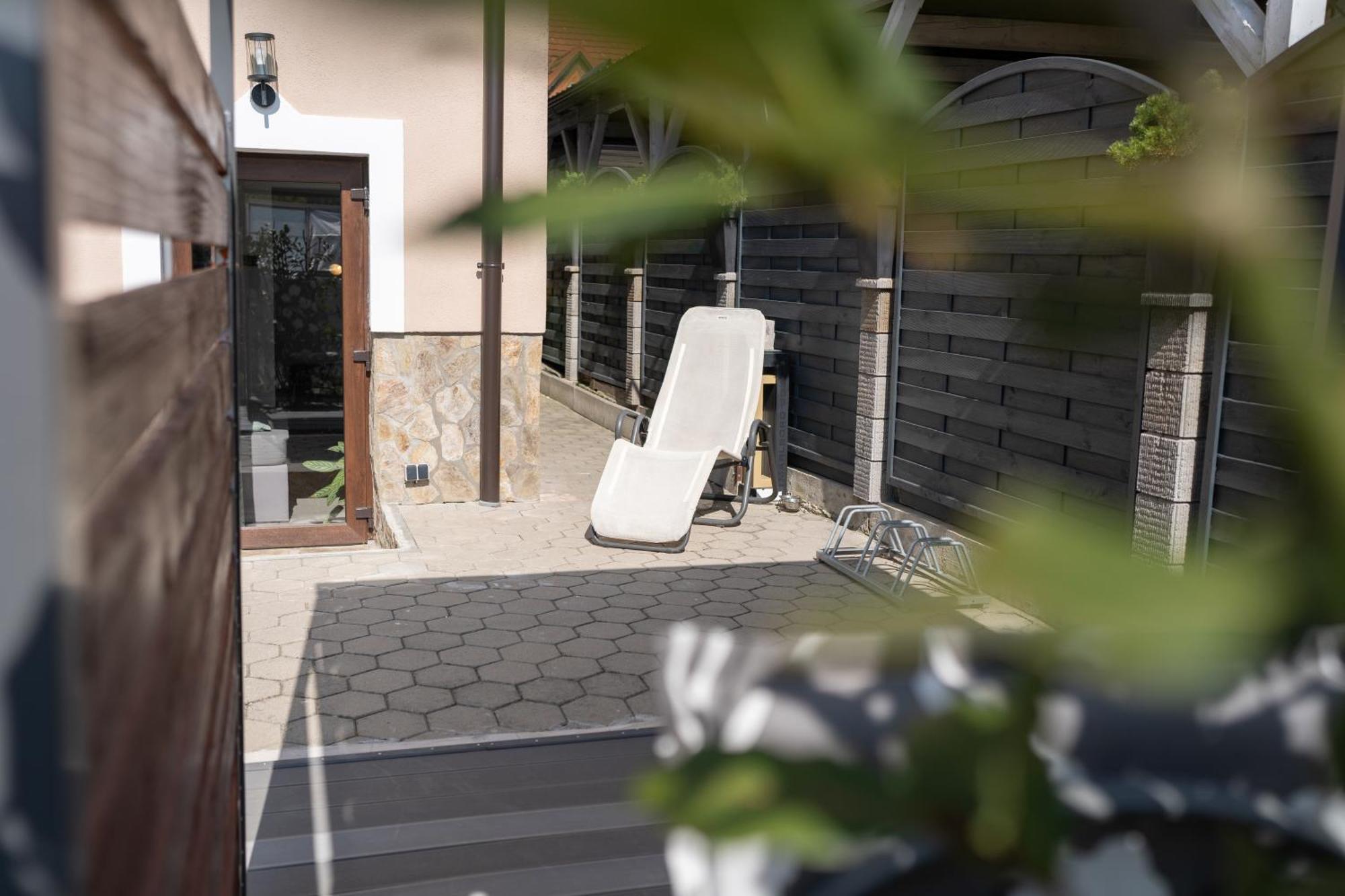Apartment Perfect 2 *